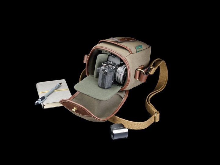 72 Camera Bag - Billingham