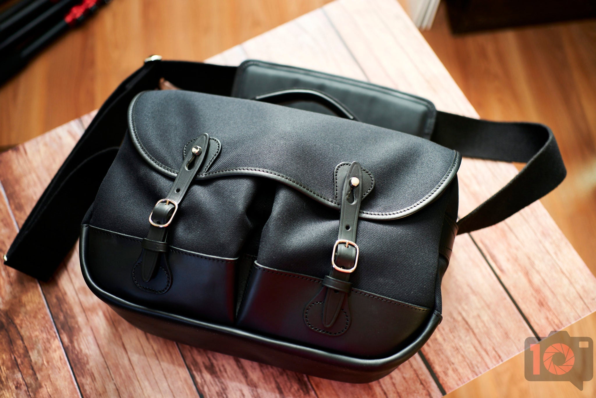 Beautiful and Almost Perfect – Billingham Eventer Mini Review