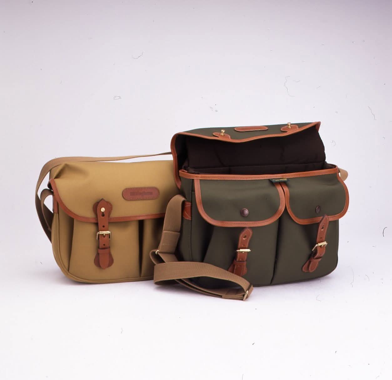 Billingham Photo Hadley - Black Canvas / Black Leather