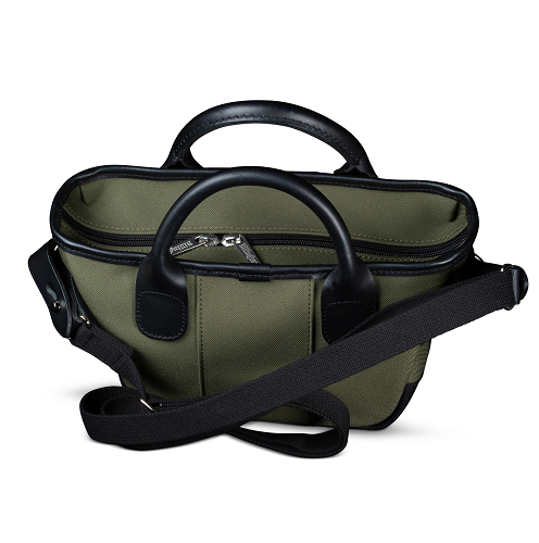 Double zip feature on Dolly Grip