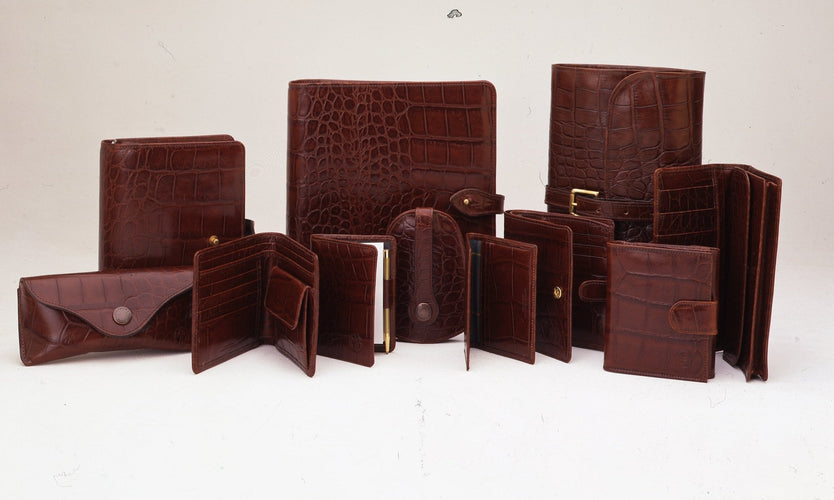 Billingham Leather Goods (MB Range) - Key Bell Pouch (8-01)